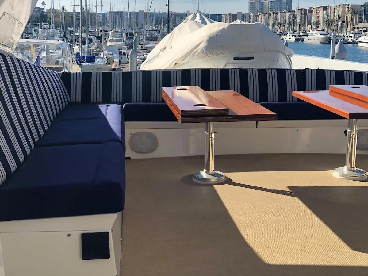 Luxury Afloat Yacht Paradise 3 Bedrooms 3Bath 5 Beds With Full Marina View 洛杉矶 船屋